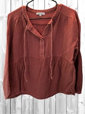 🌼WISHLIST APPAREL BROWN RUST GAUZE TIE NECK TOP